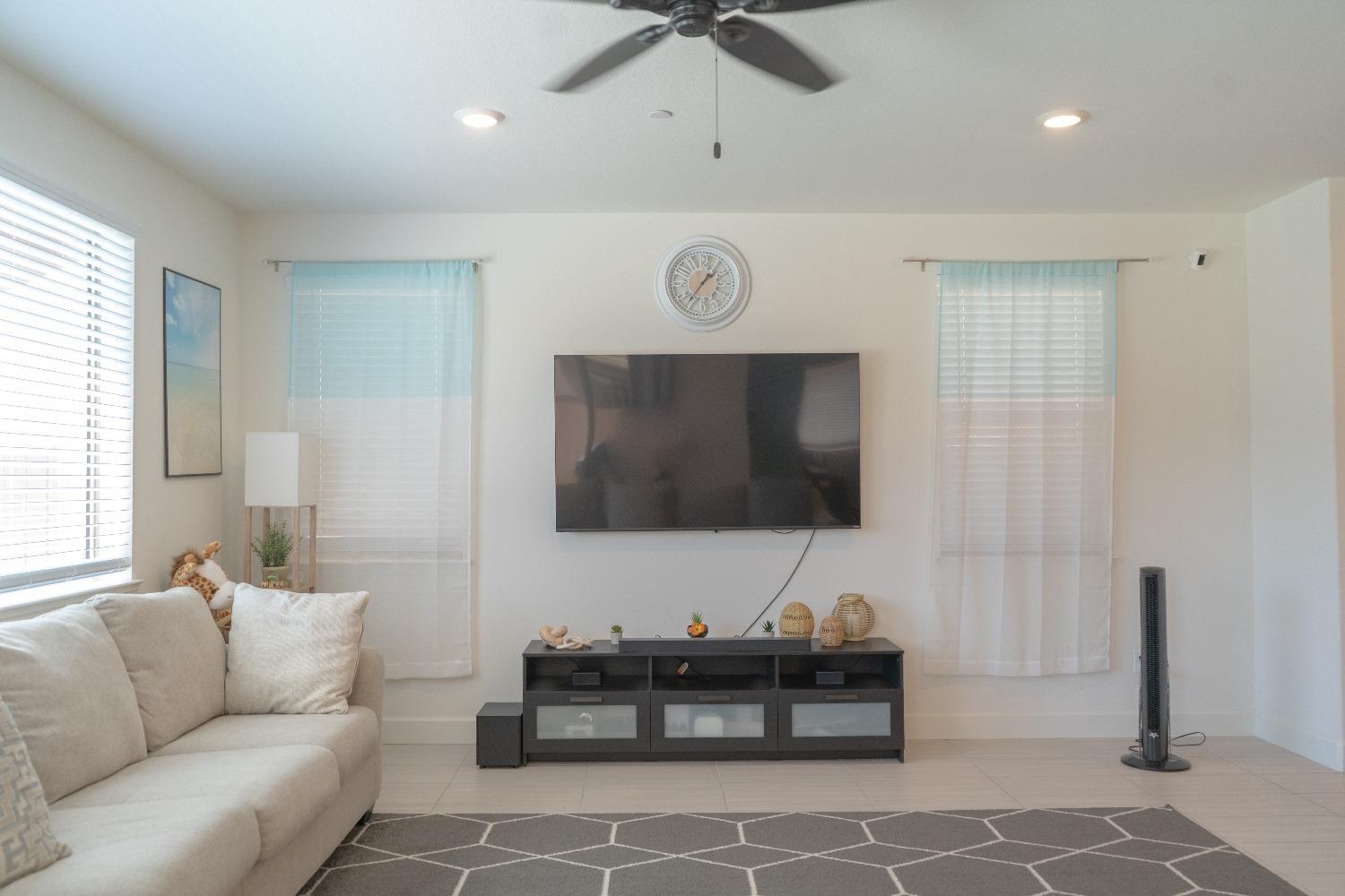 7825 Nutmeg Lane