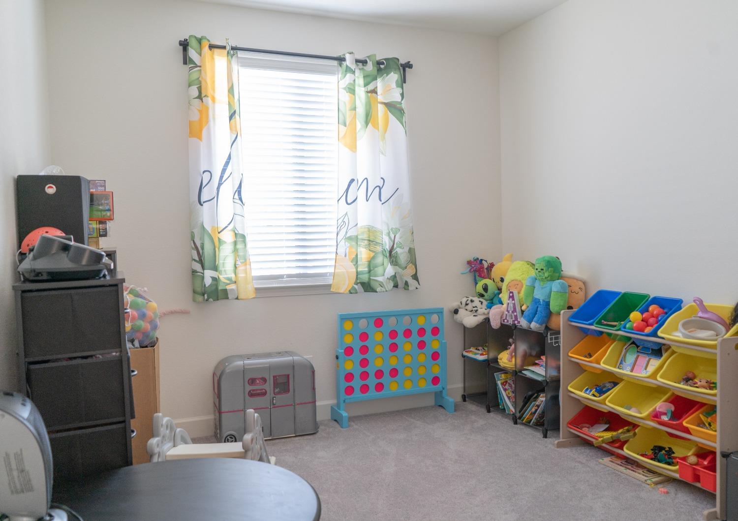 7825 Nutmeg Lane