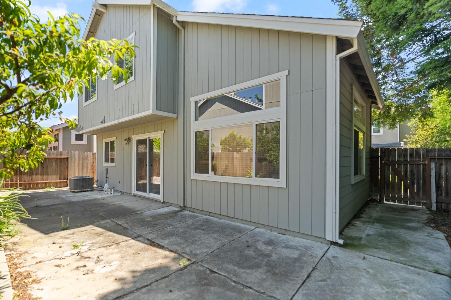 6484 Laguna Mirage Lane