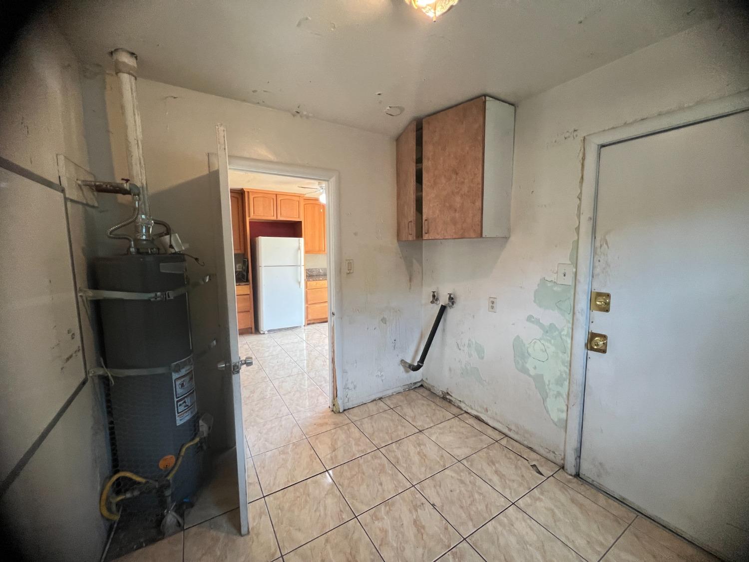 130 Santiago Avenue