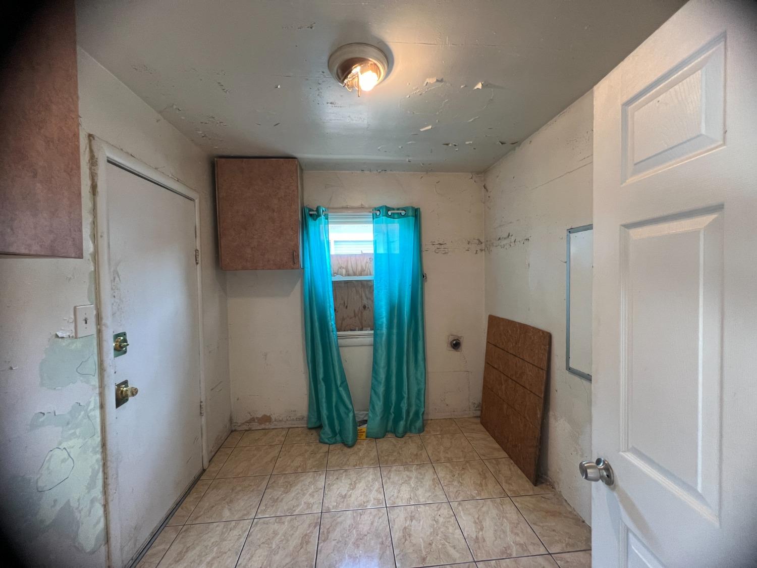 130 Santiago Avenue