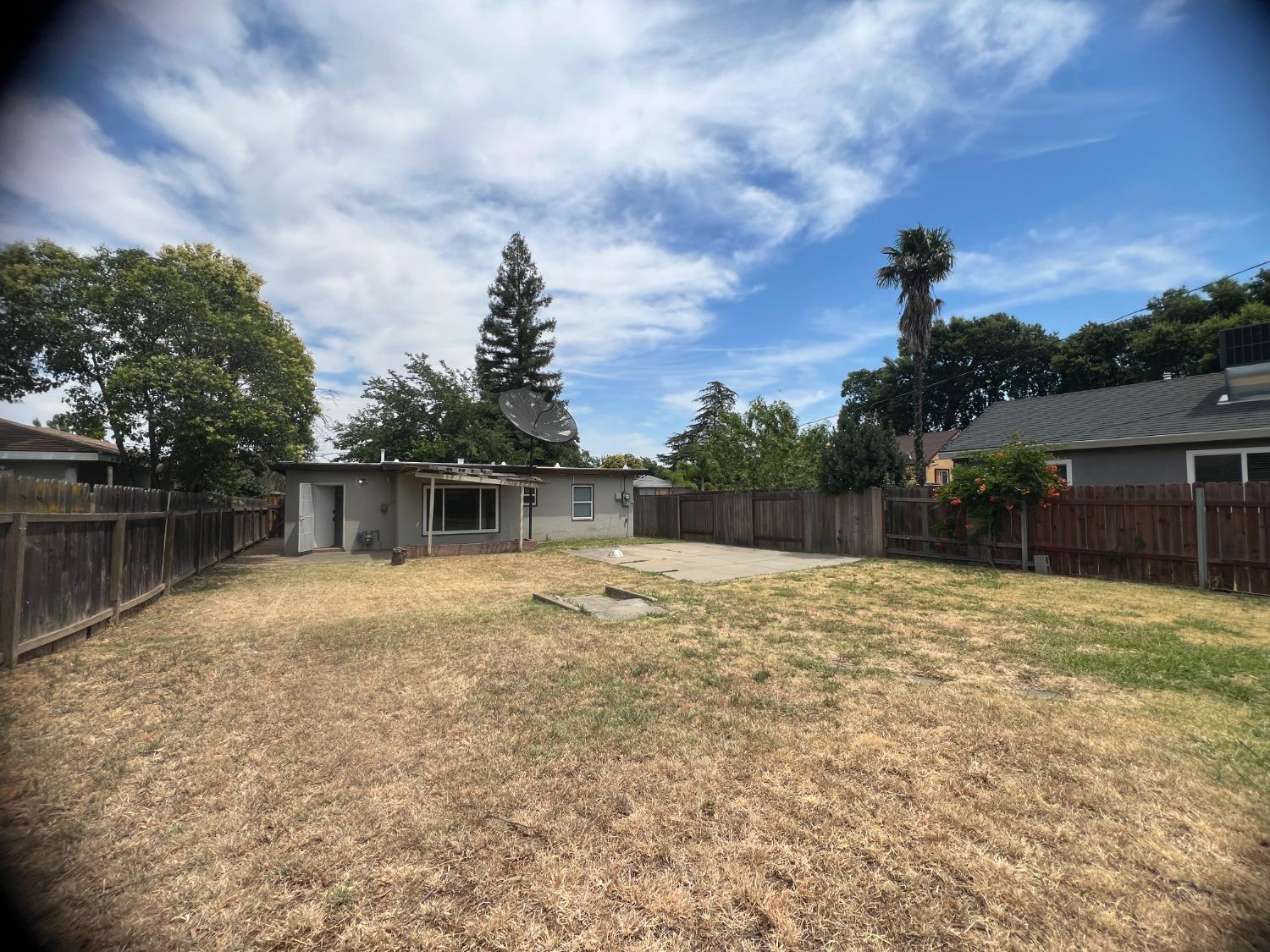 130 Santiago Avenue