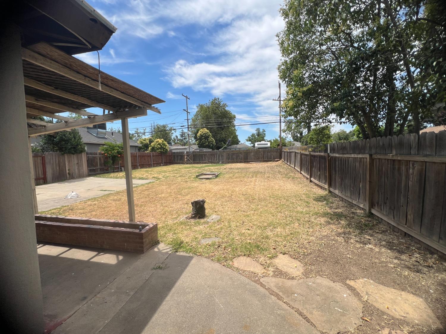 130 Santiago Avenue