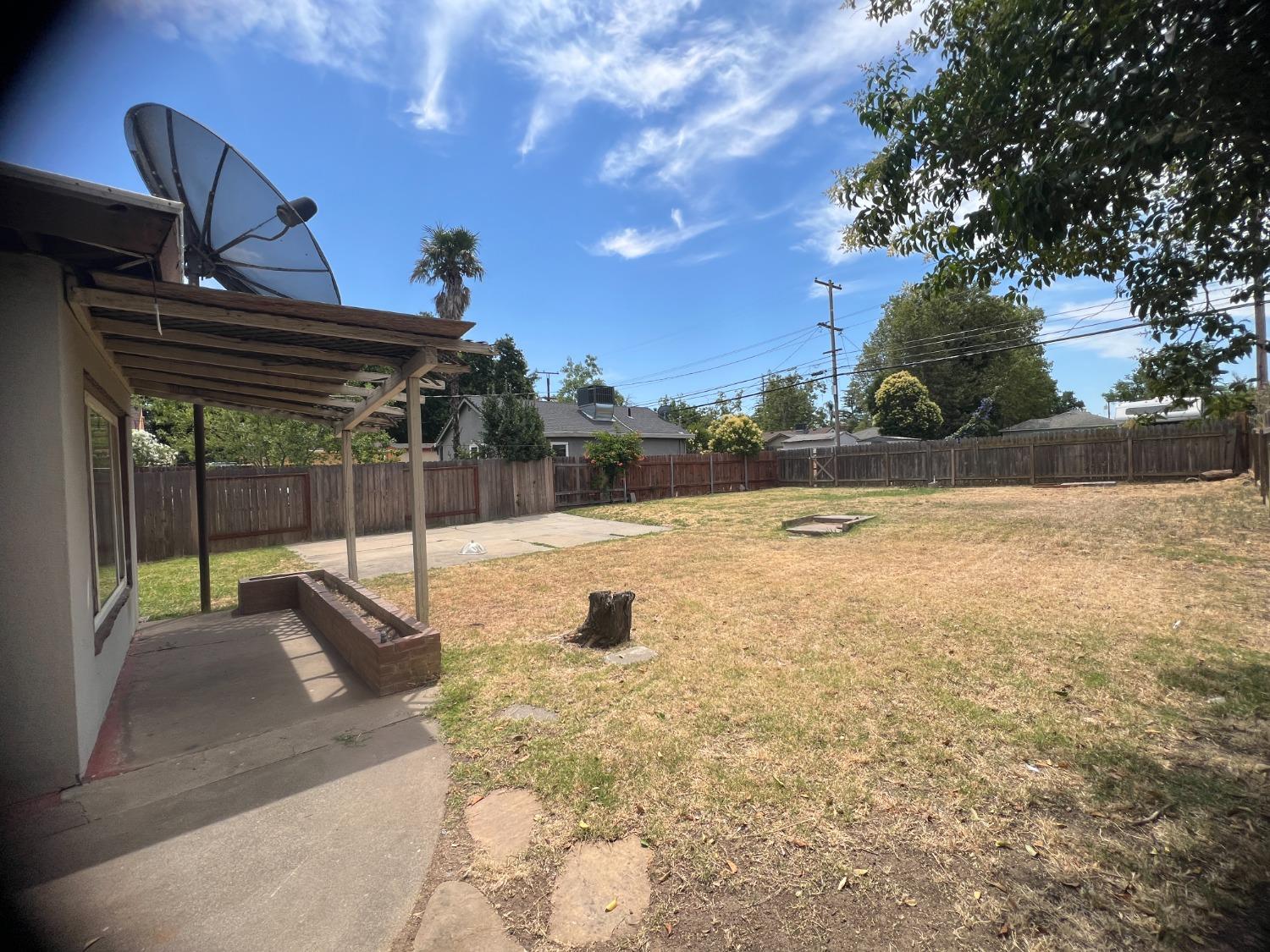 130 Santiago Avenue