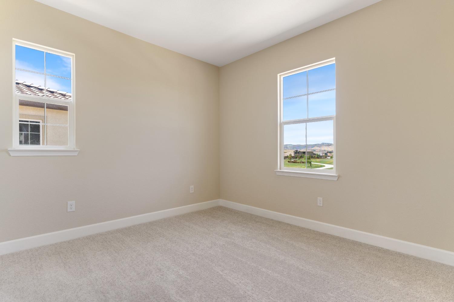 5533 Sierra Trail Way