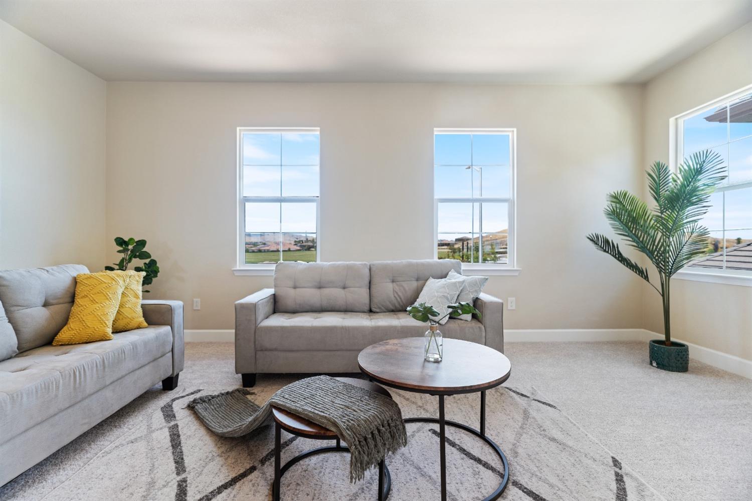 5533 Sierra Trail Way