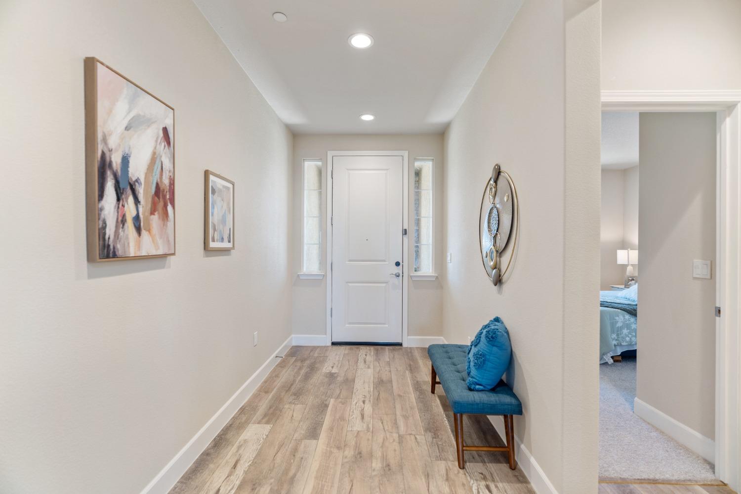 5533 Sierra Trail Way