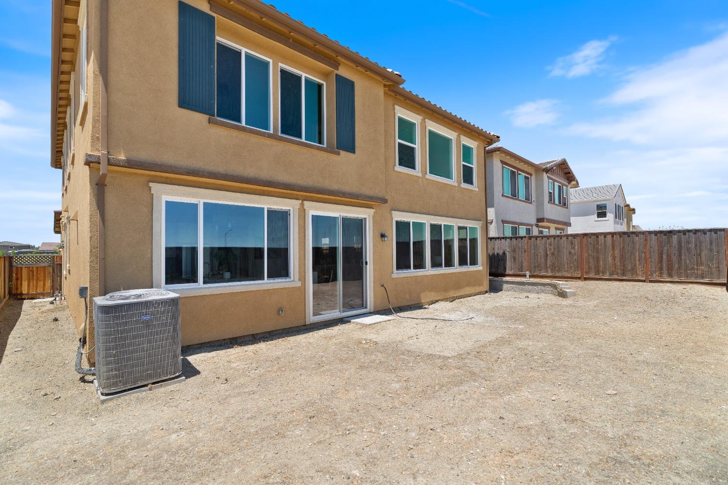 5533 Sierra Trail Way