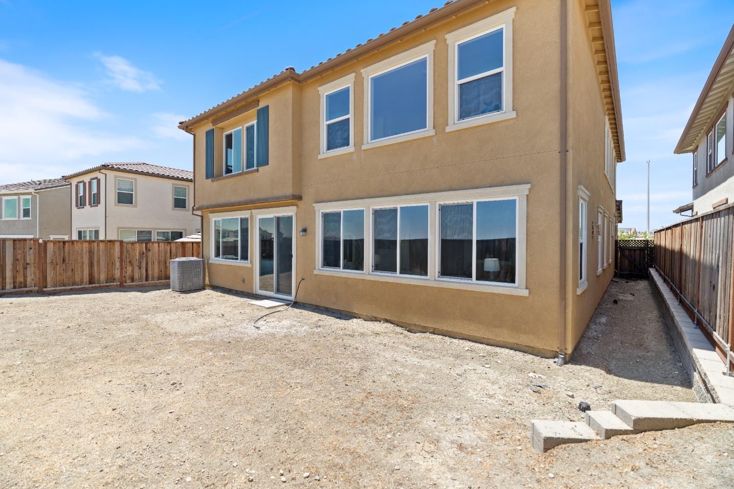 5533 Sierra Trail Way