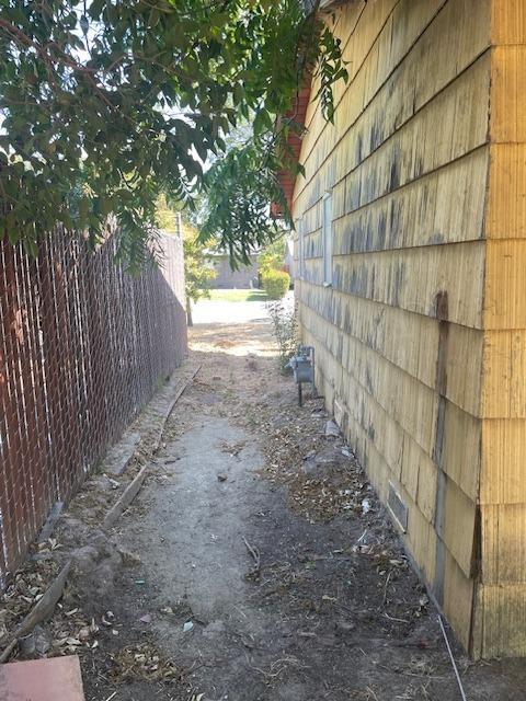 4523 Freeway Circle