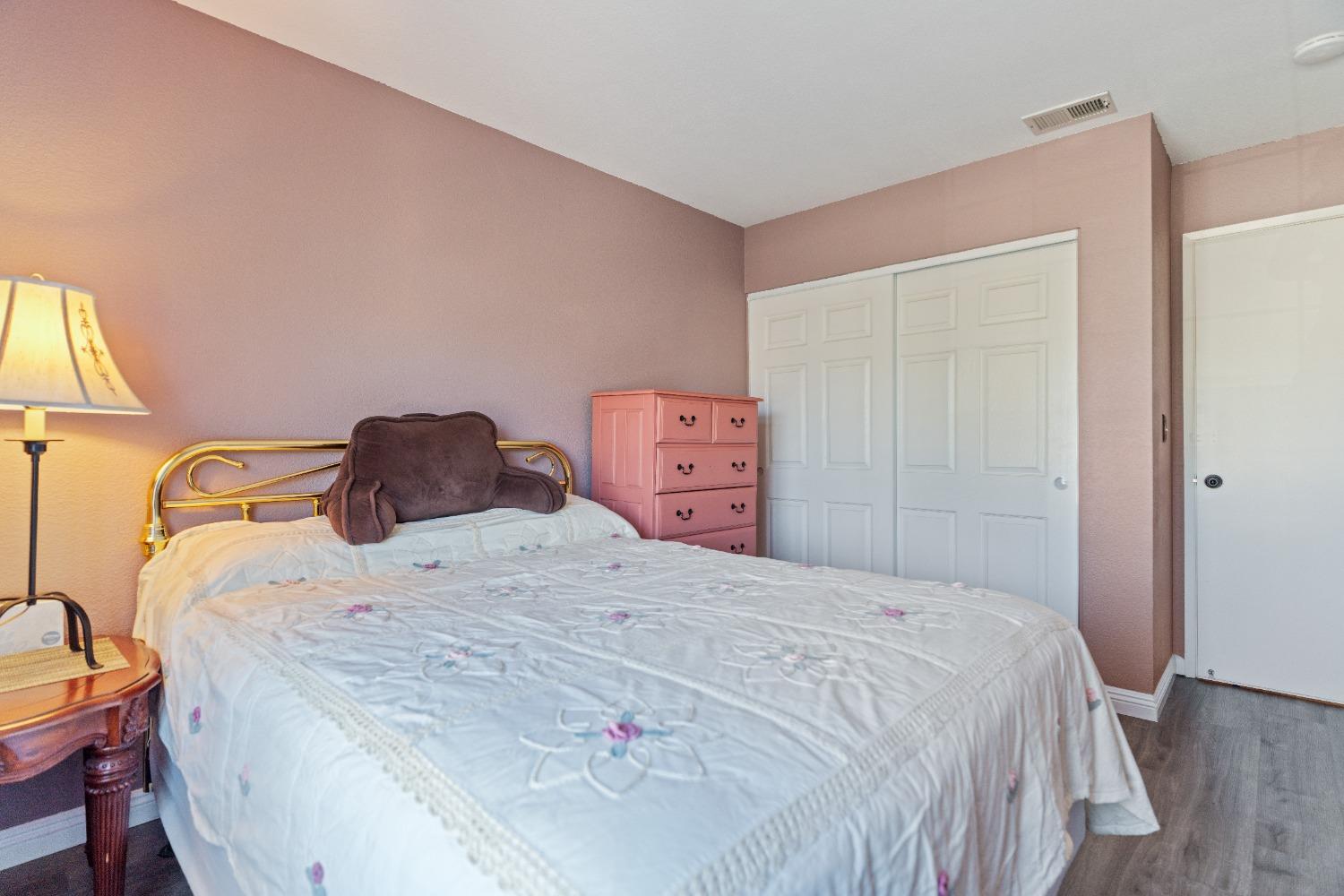 4624 Wolf Way