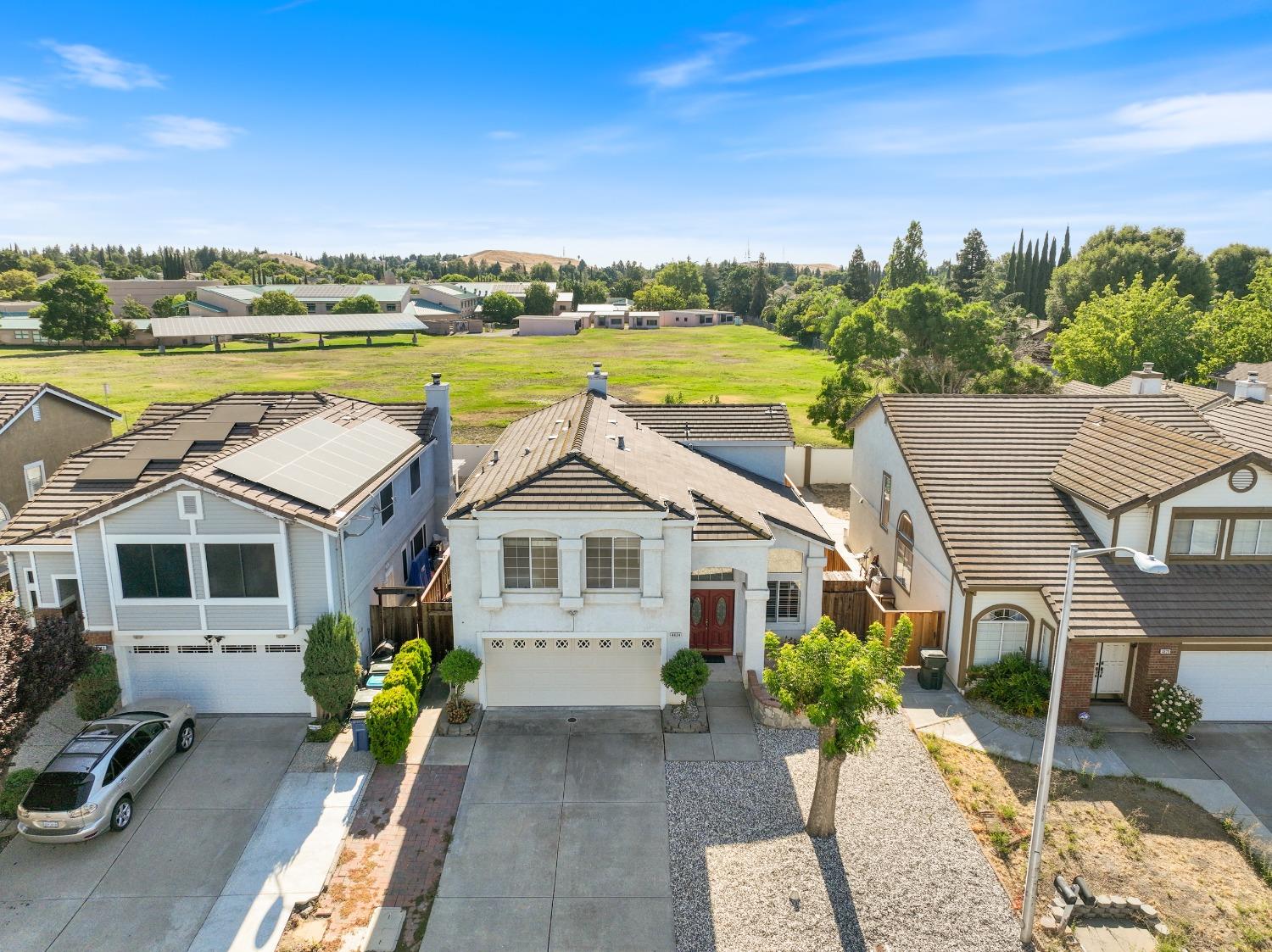 4624 Wolf Way