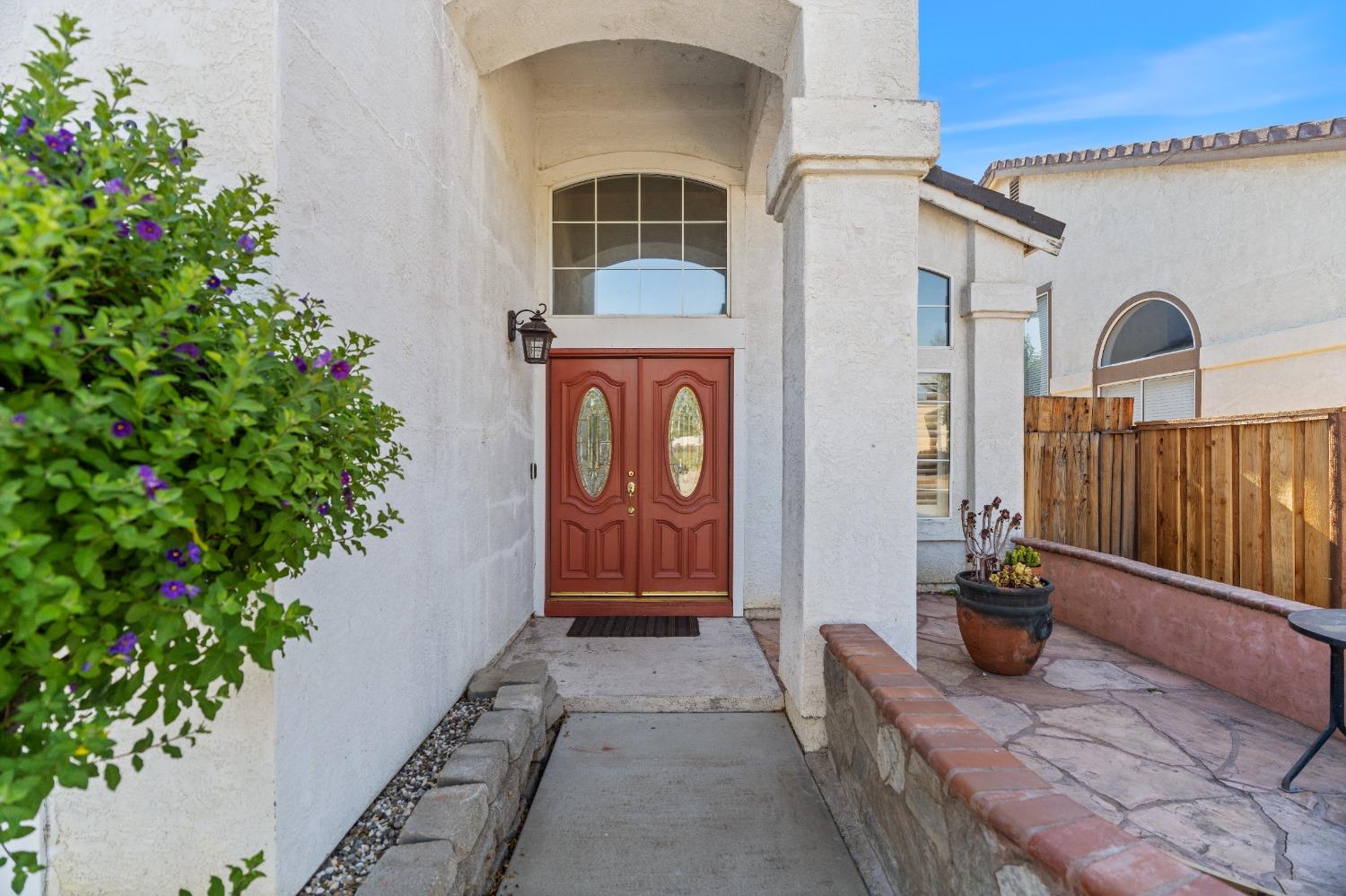 4624 Wolf Way