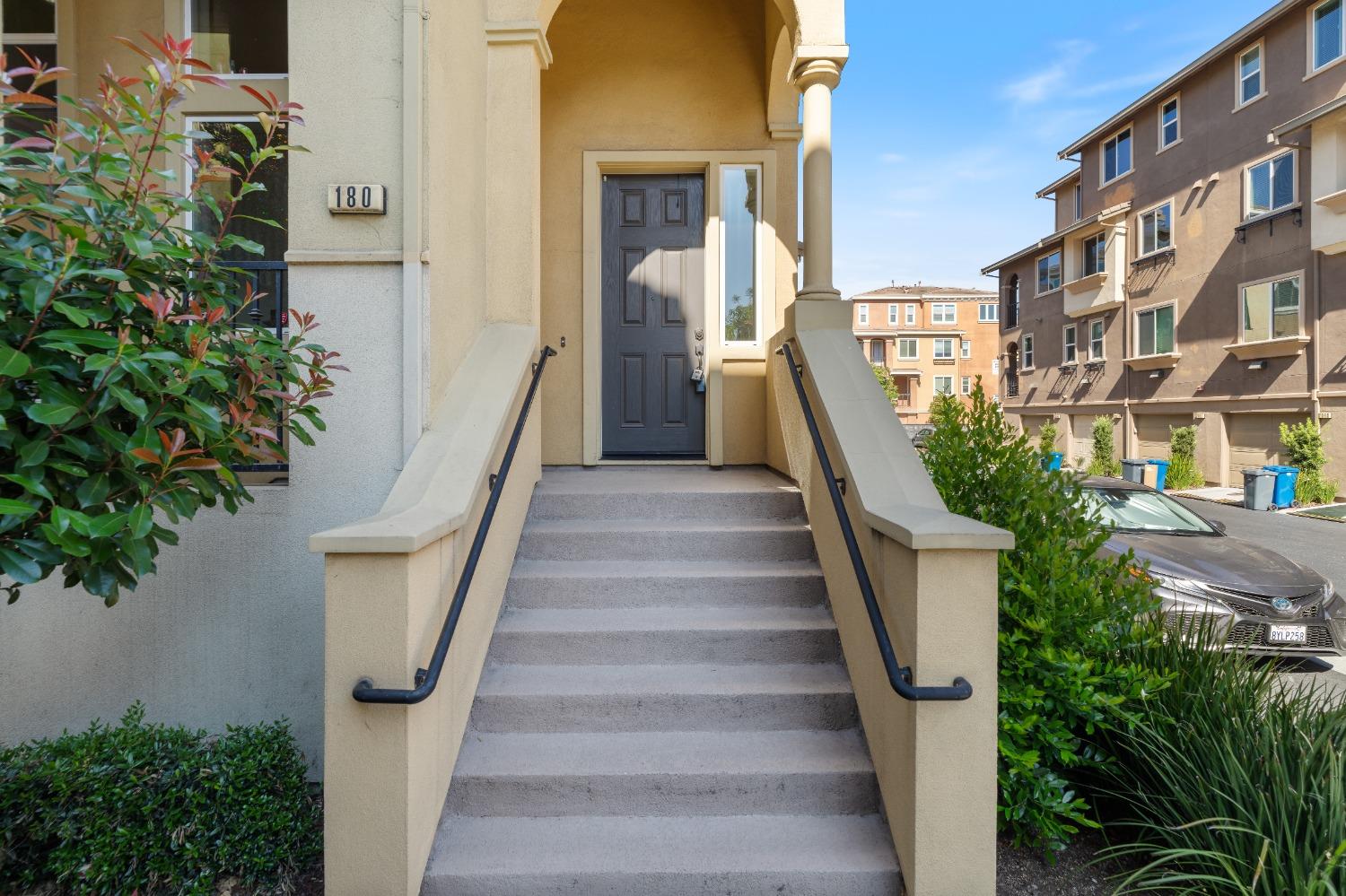 180 Currlin Circle