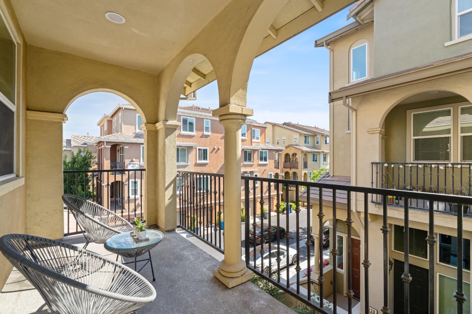 180 Currlin Circle