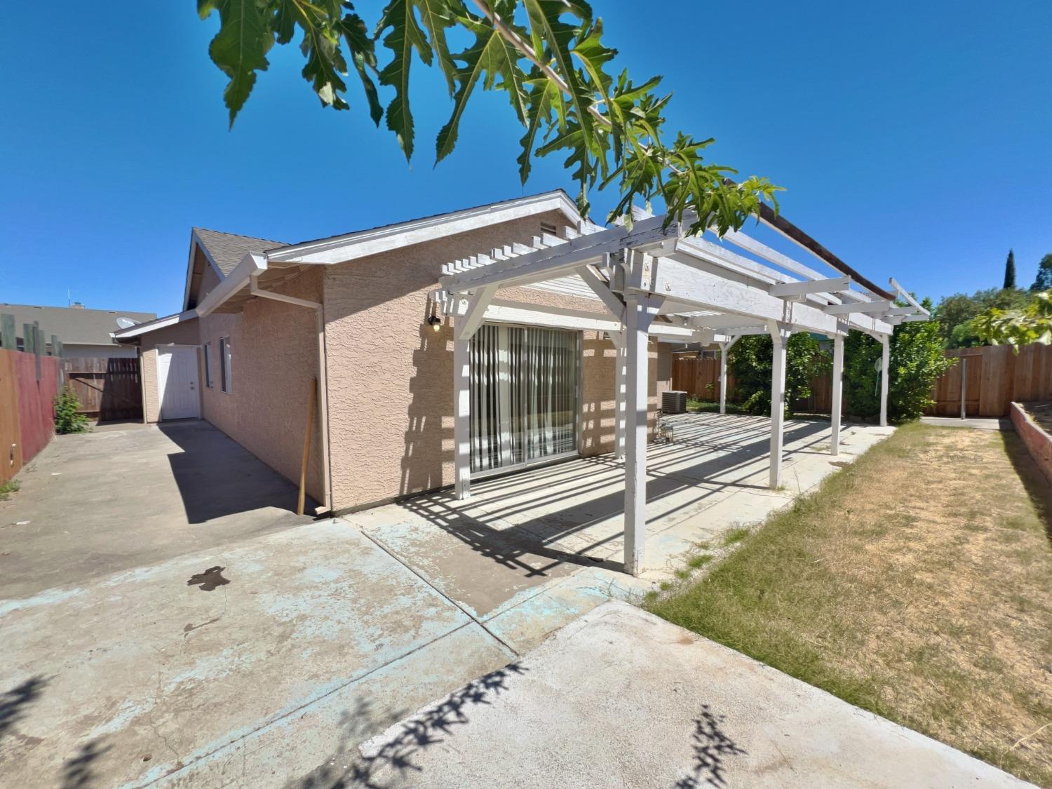 5820 Stubblefield Way
