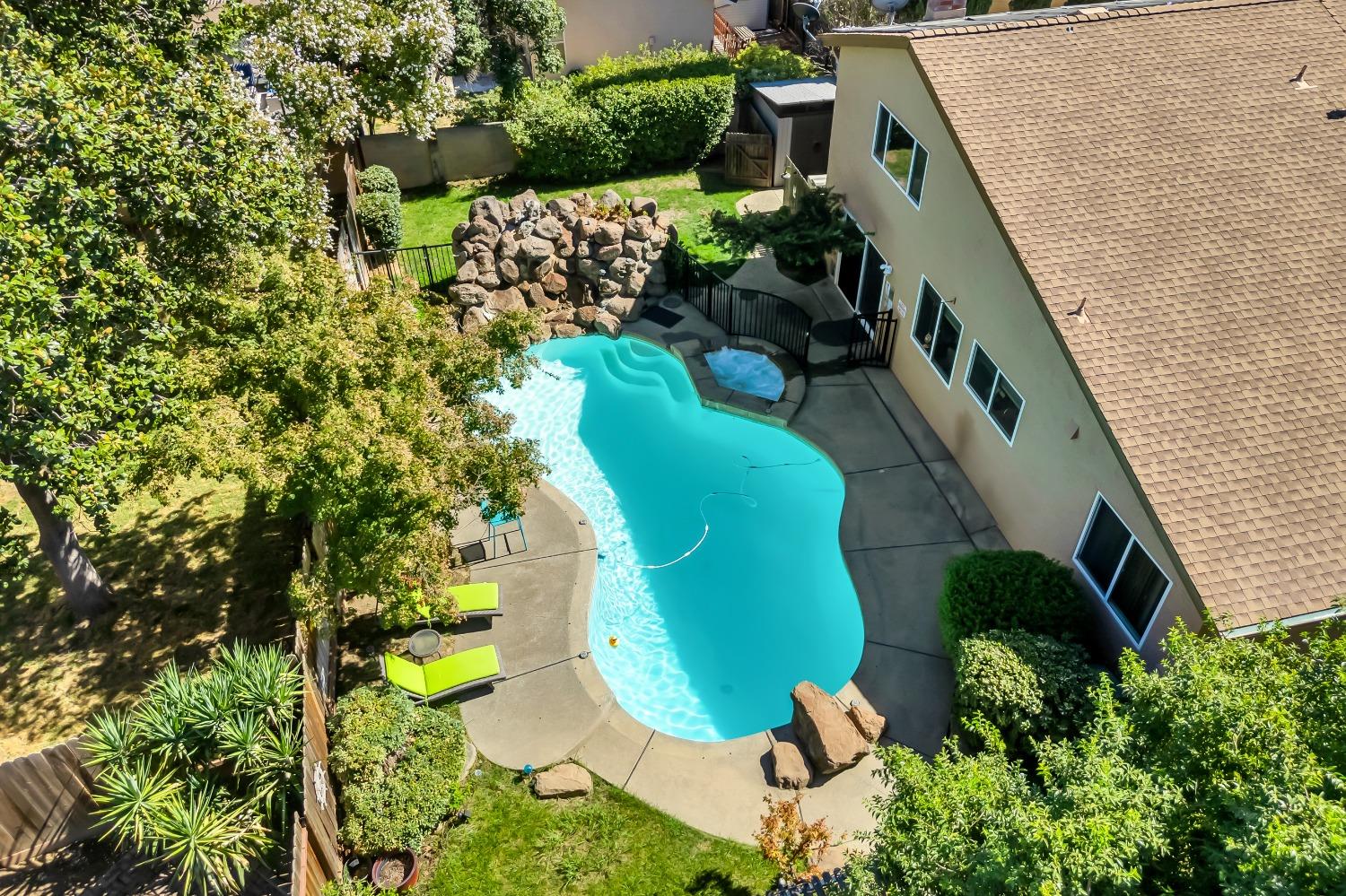8942 Mountain Home Court