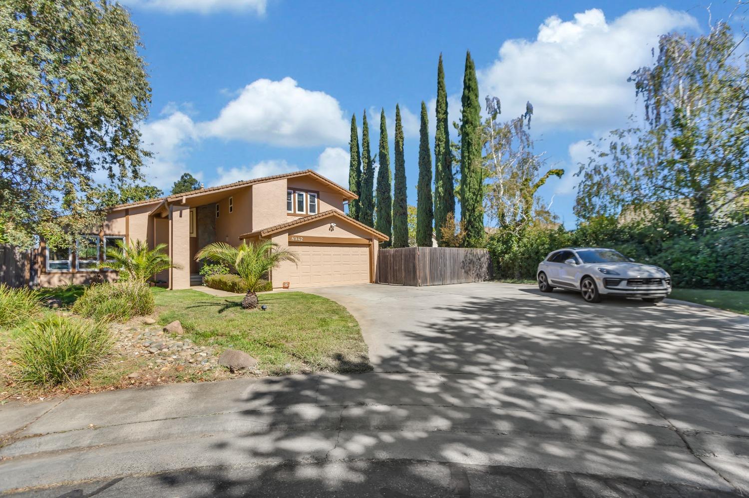 8942 Mountain Home Court