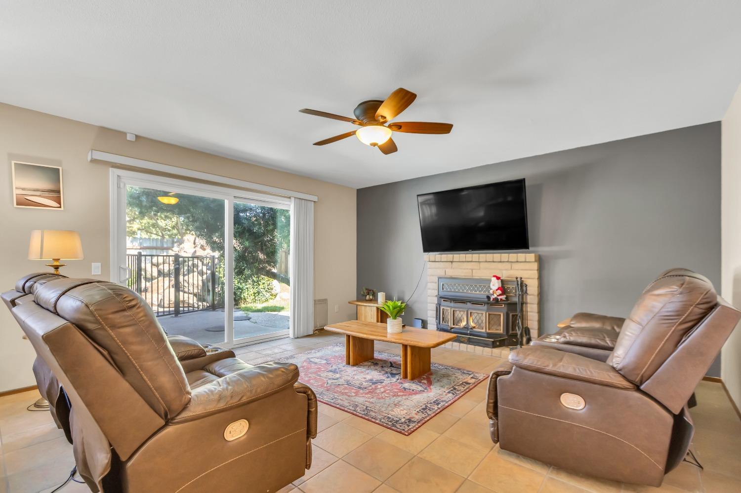 8942 Mountain Home Court