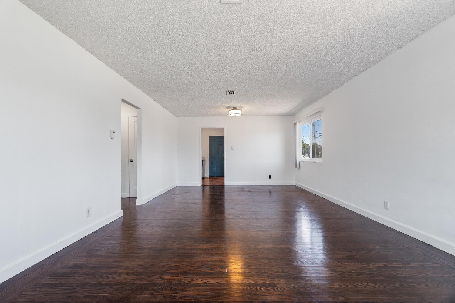 965 Arguello DR