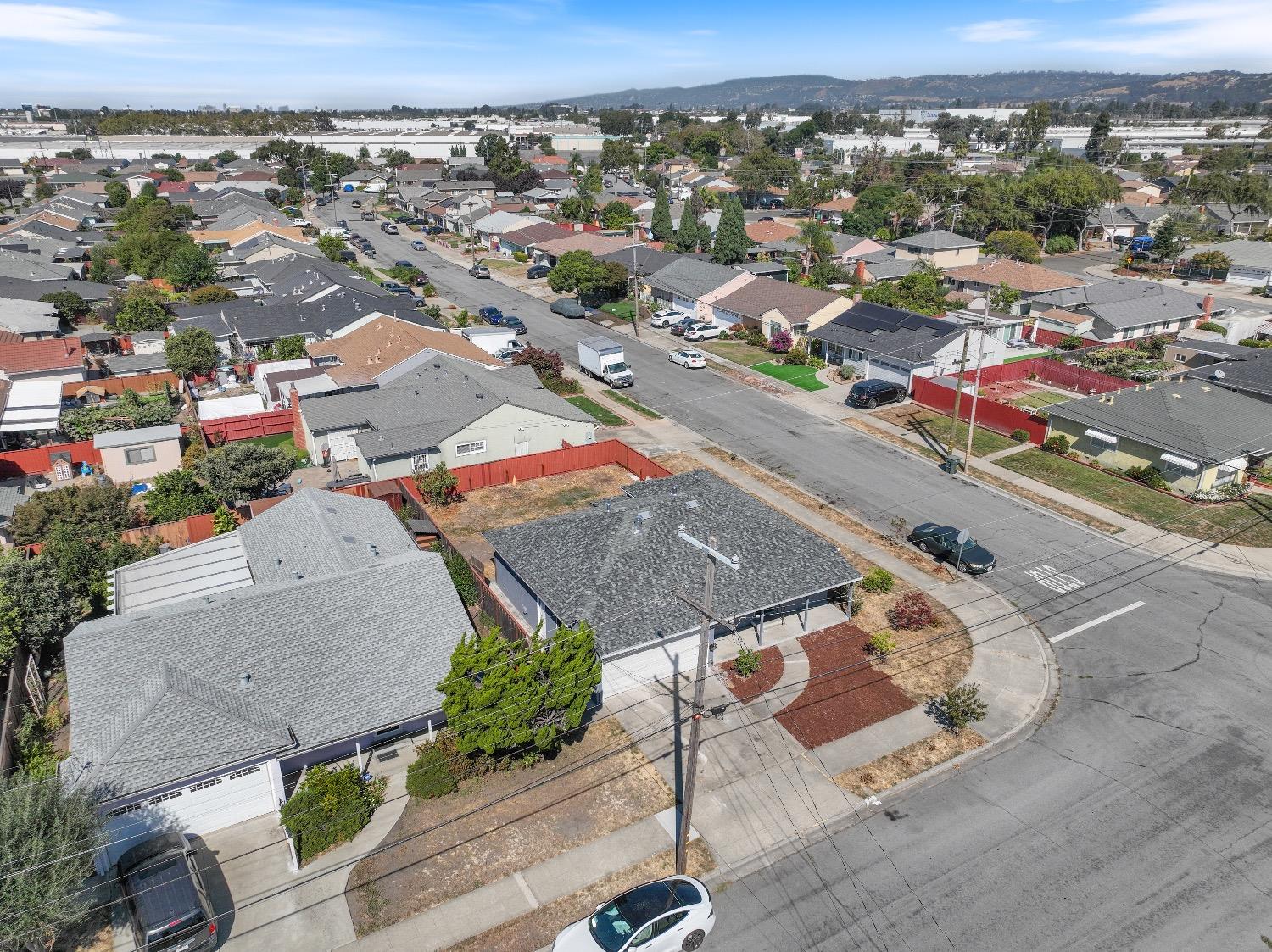 965 Arguello DR