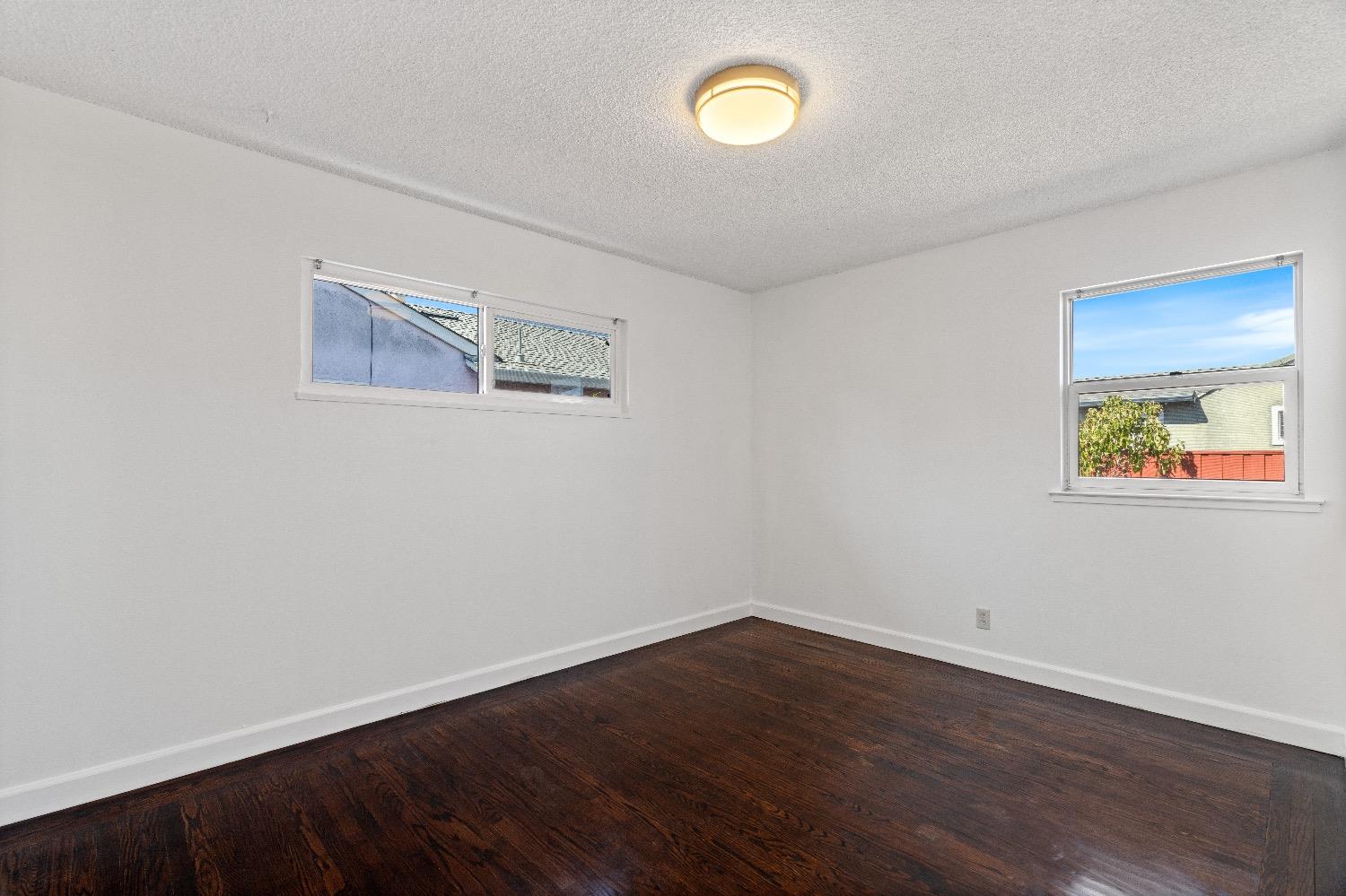 965 Arguello DR