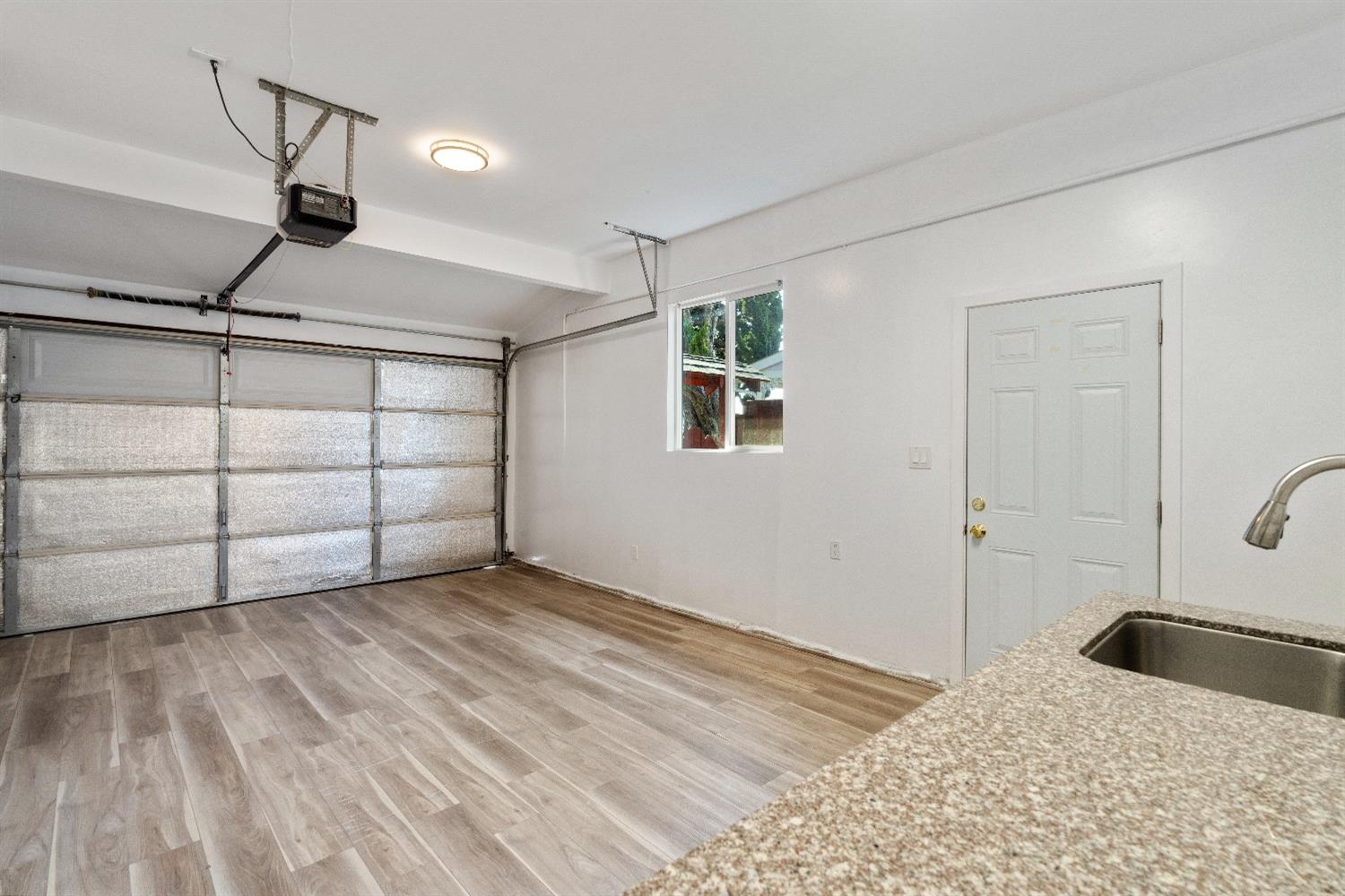 965 Arguello DR
