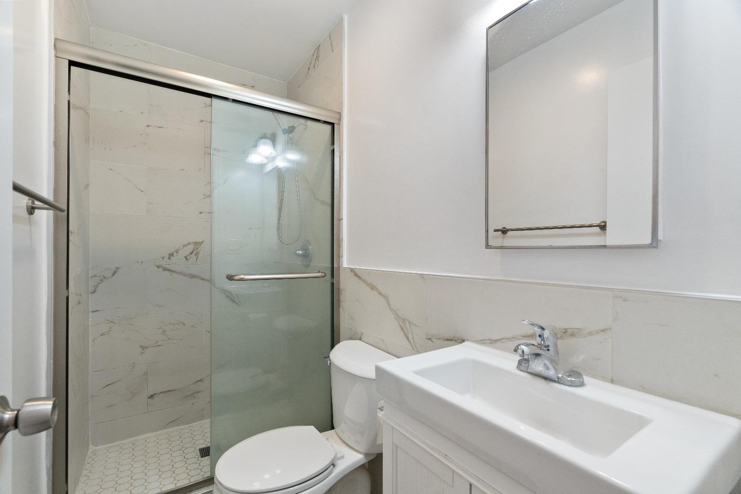 965 Arguello DR