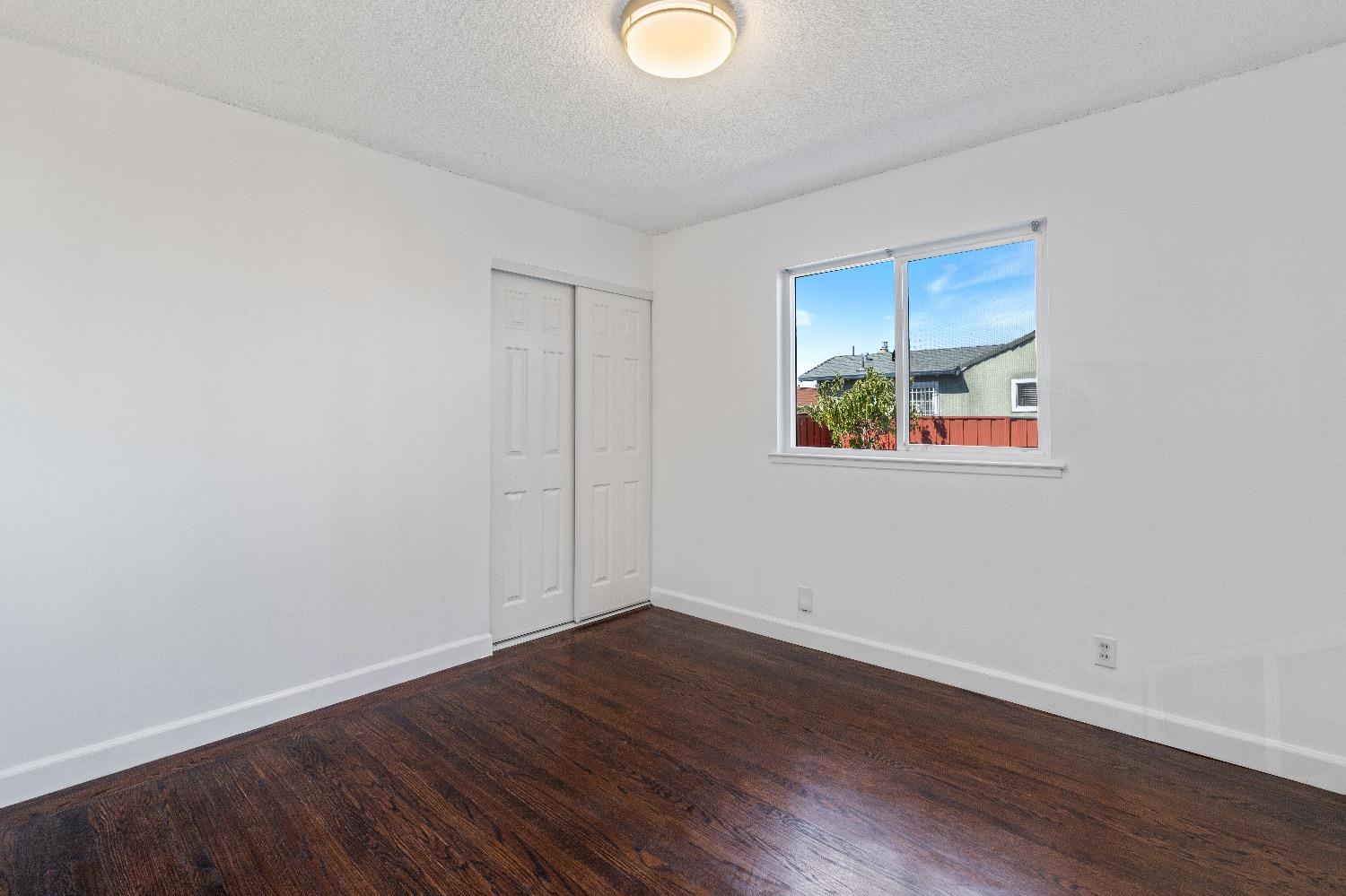965 Arguello DR