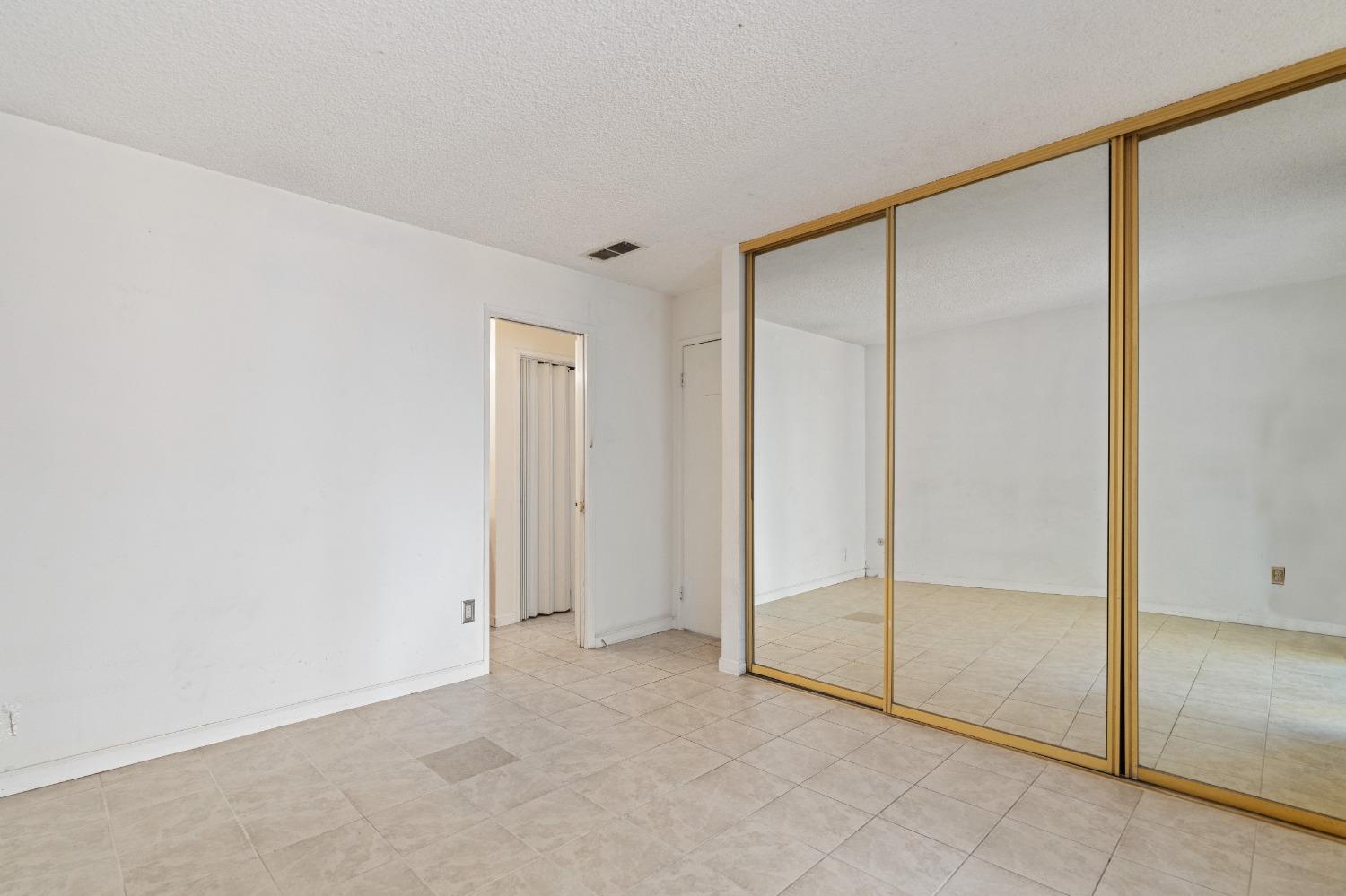 2412 Sequoia Drive