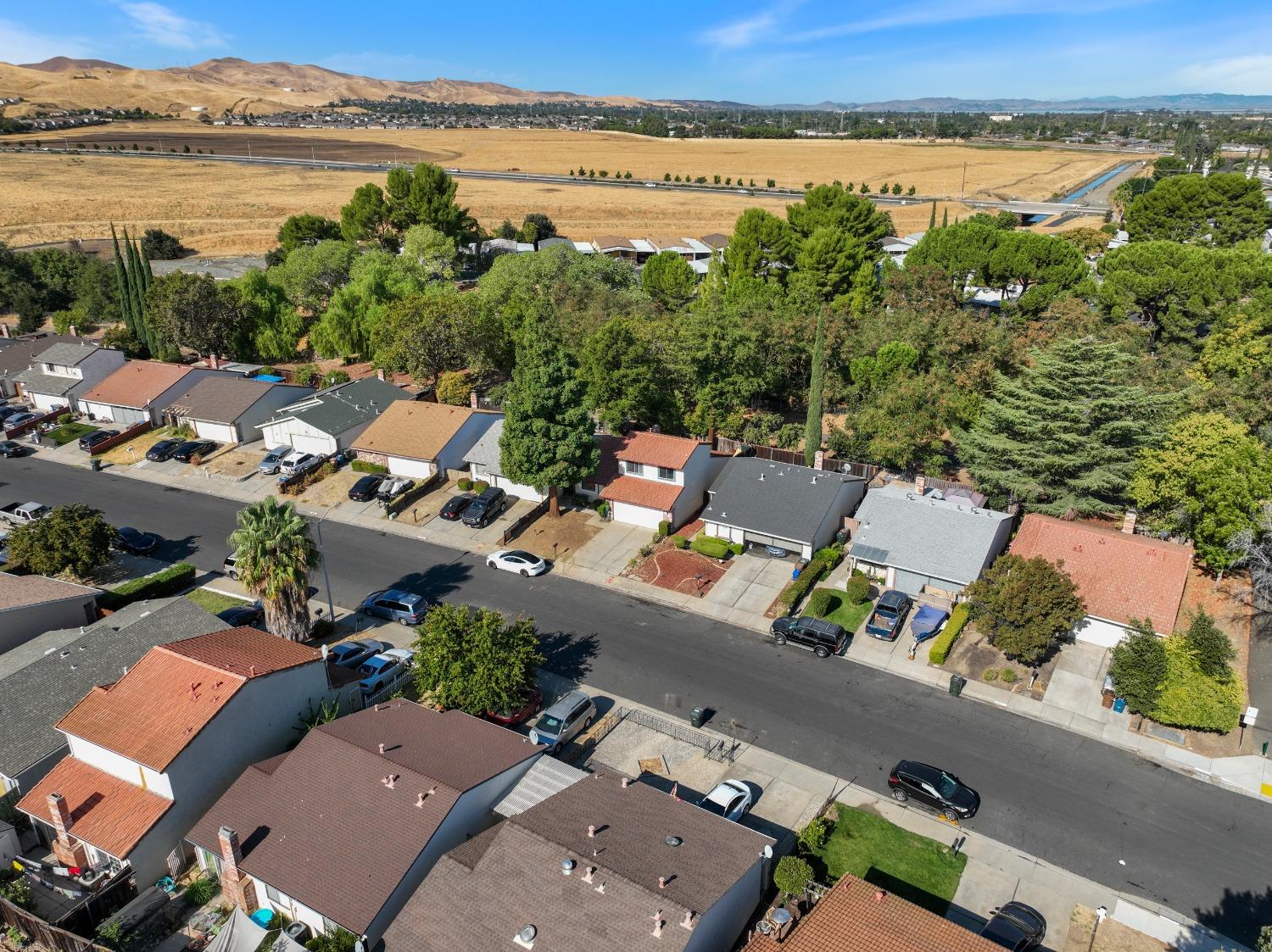 2412 Sequoia Drive