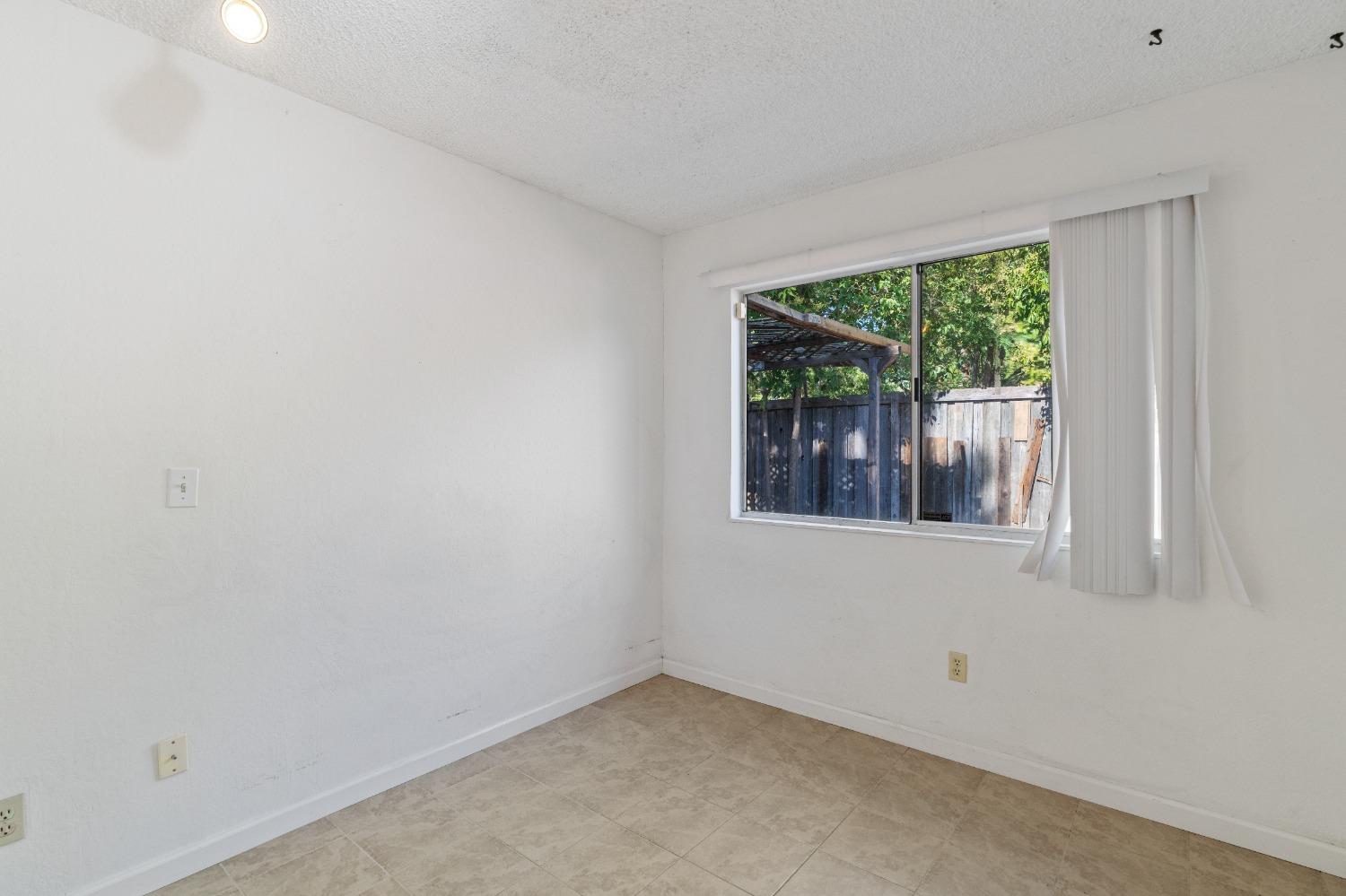 2412 Sequoia Drive