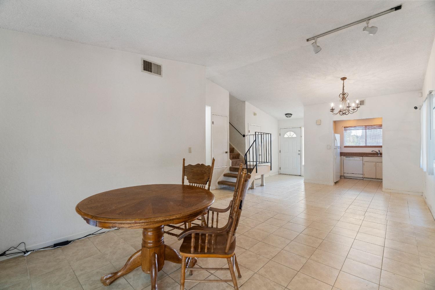 2412 Sequoia Drive