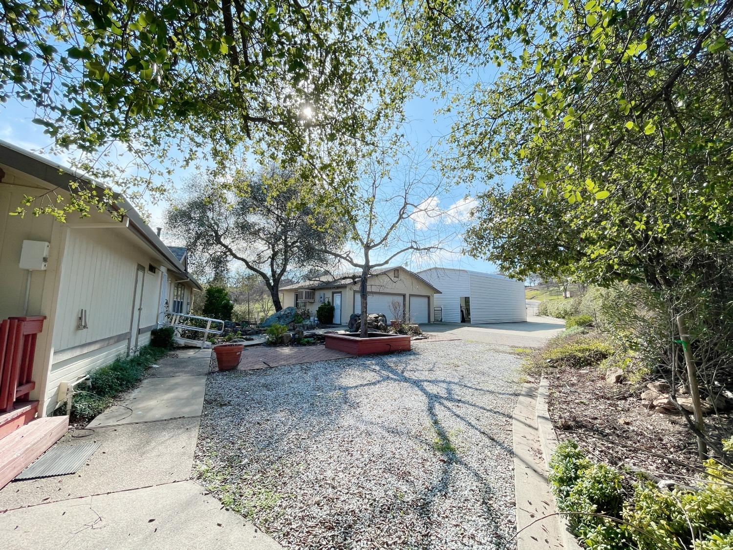 3445 Bow Drive