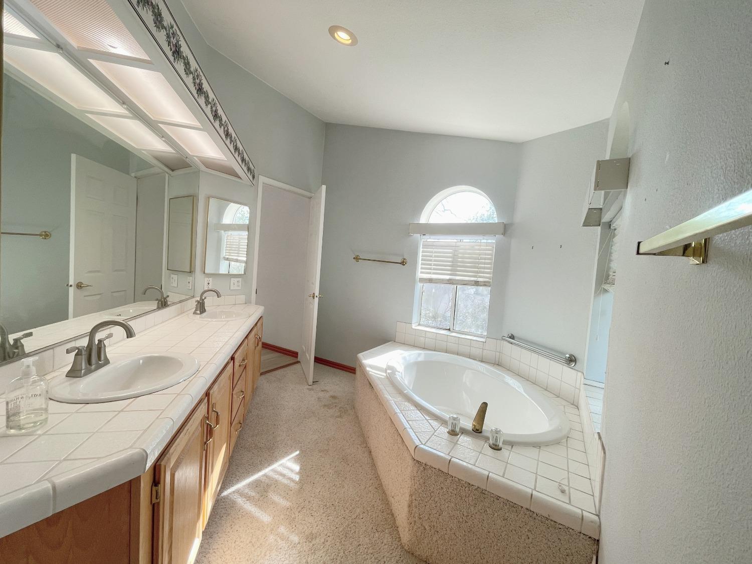 3445 Bow Drive