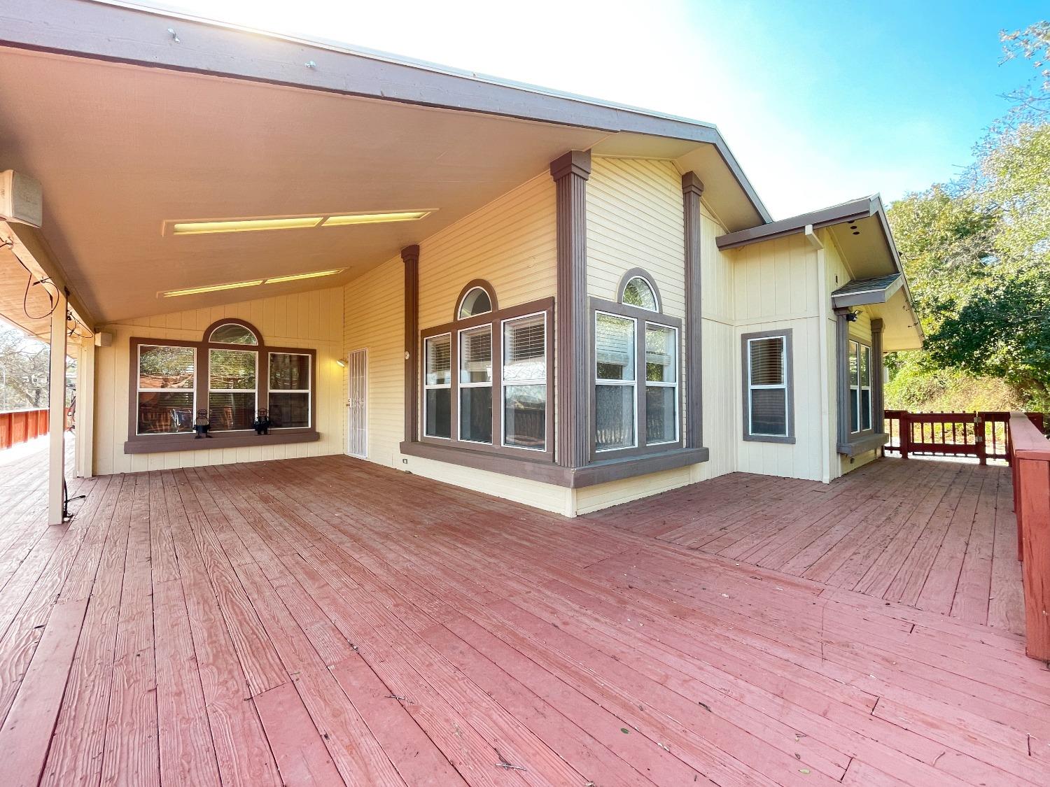 3445 Bow Drive