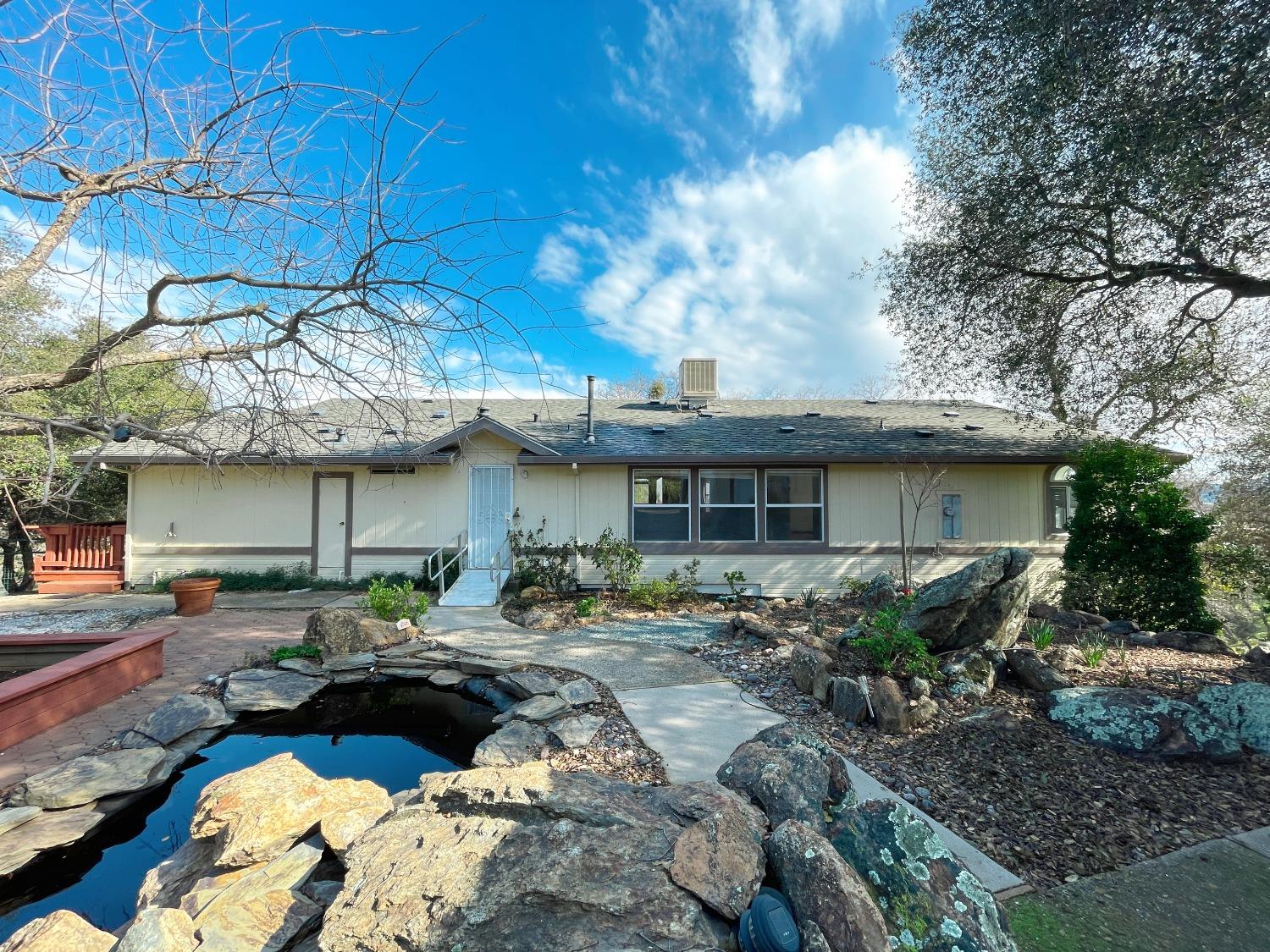 3445 Bow Drive