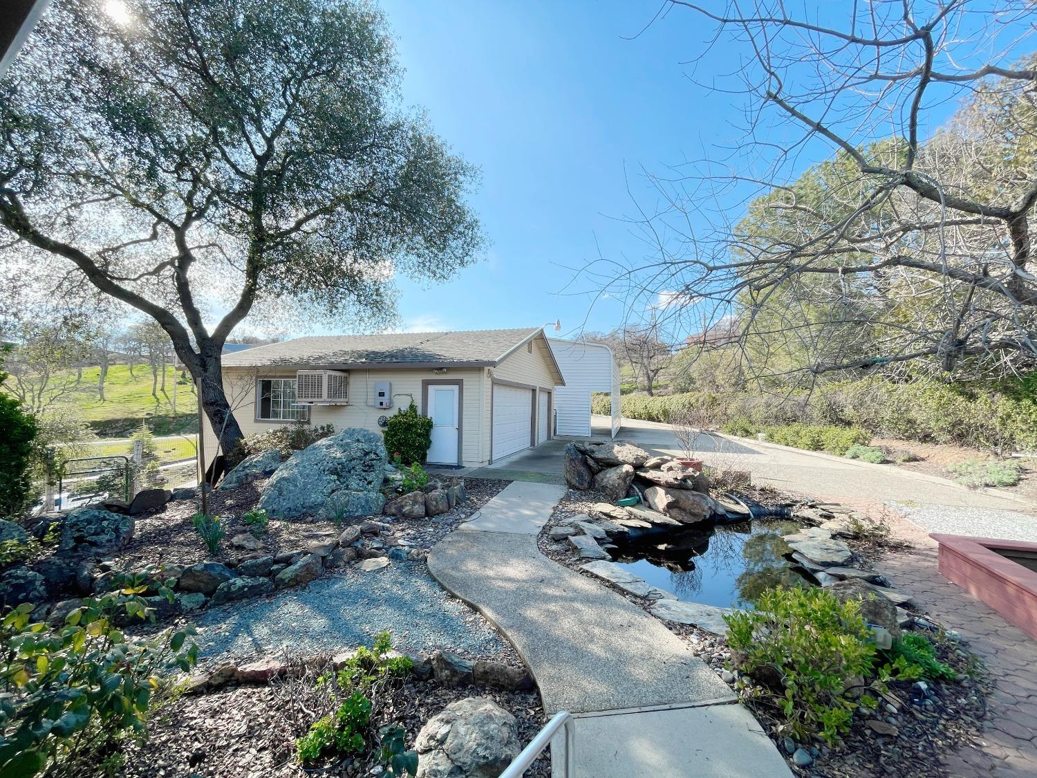 3445 Bow Drive