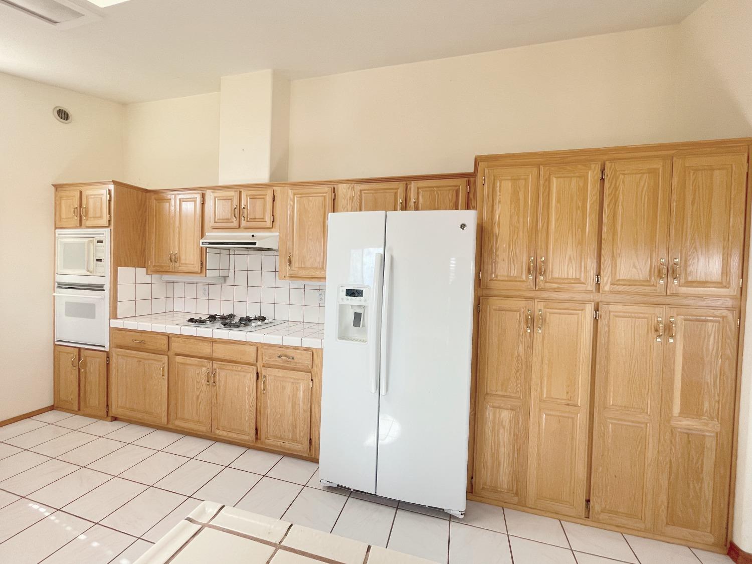 3445 Bow Drive