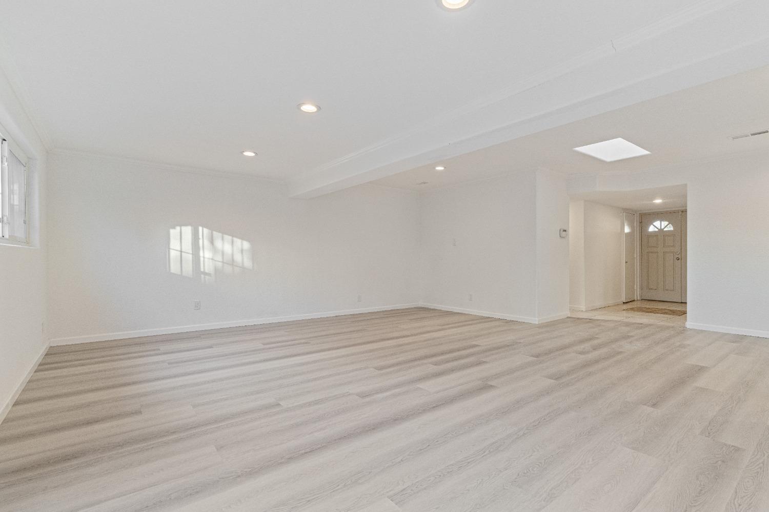 14292 Tiburon Rd