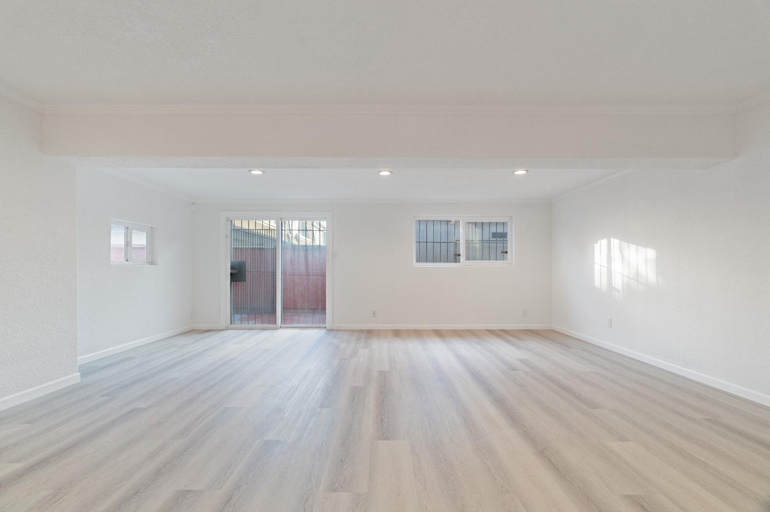 14292 Tiburon Rd