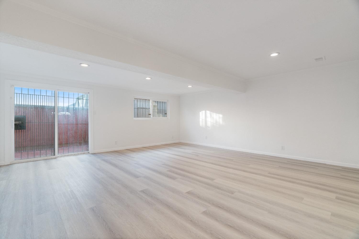 14292 Tiburon Rd