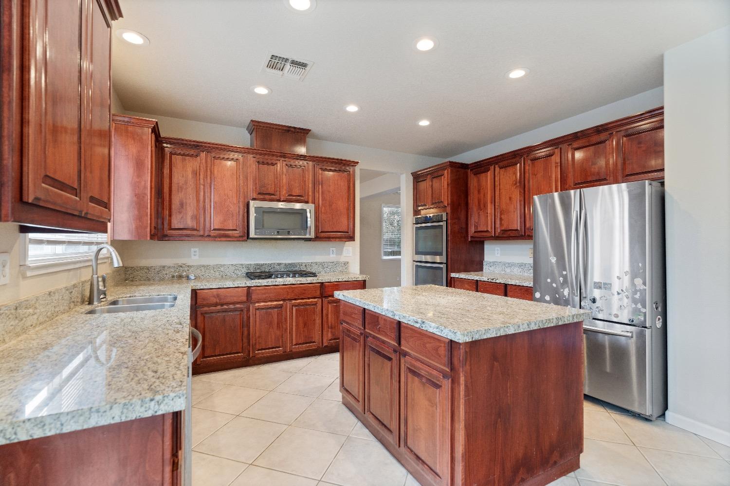 4008 Madison pointe Way