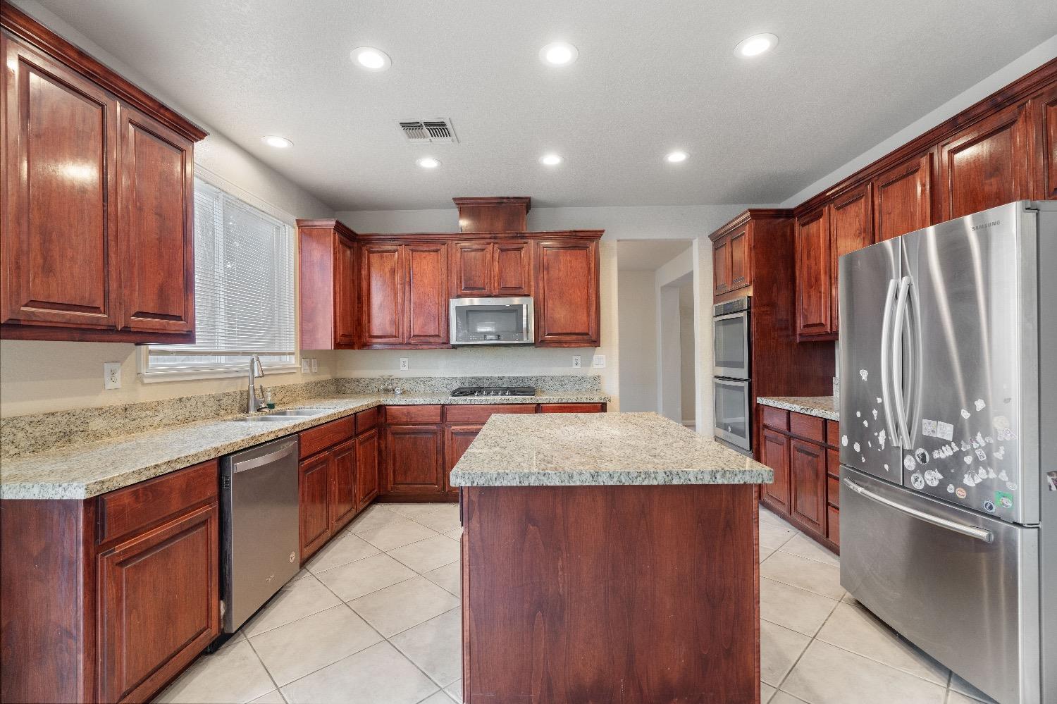 4008 Madison pointe Way
