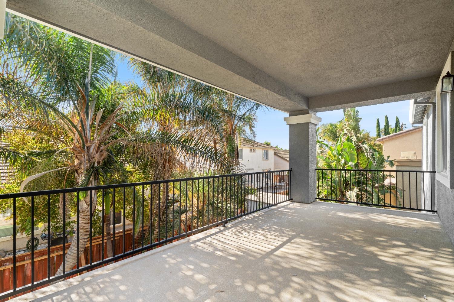 2054 Bridgeport Loop