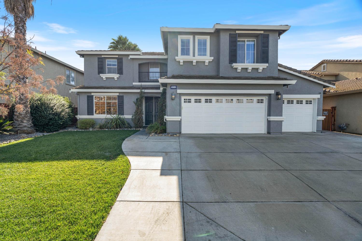 2054 Bridgeport Loop