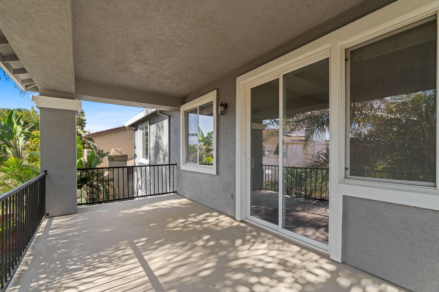 2054 Bridgeport Loop
