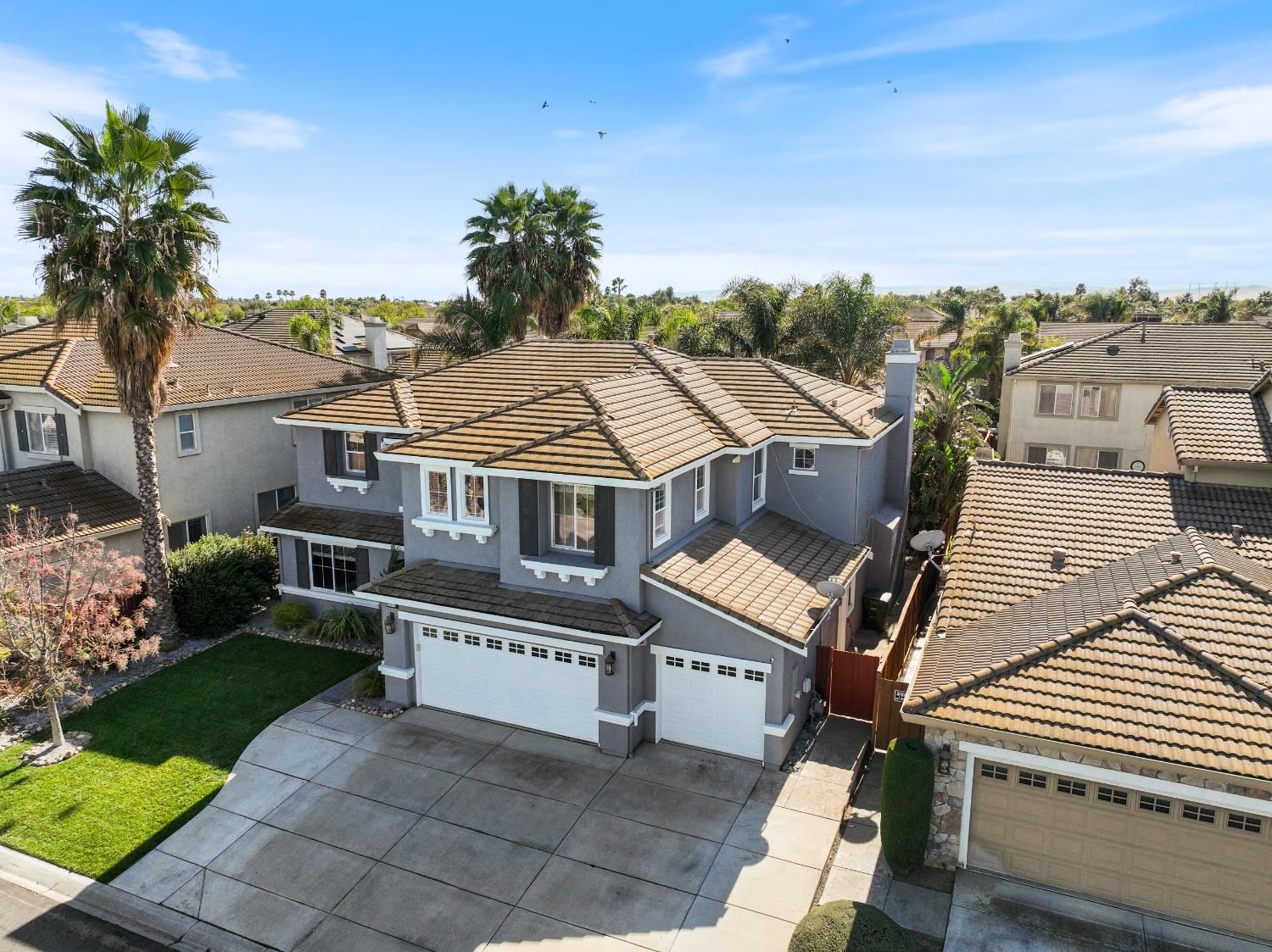 2054 Bridgeport Loop