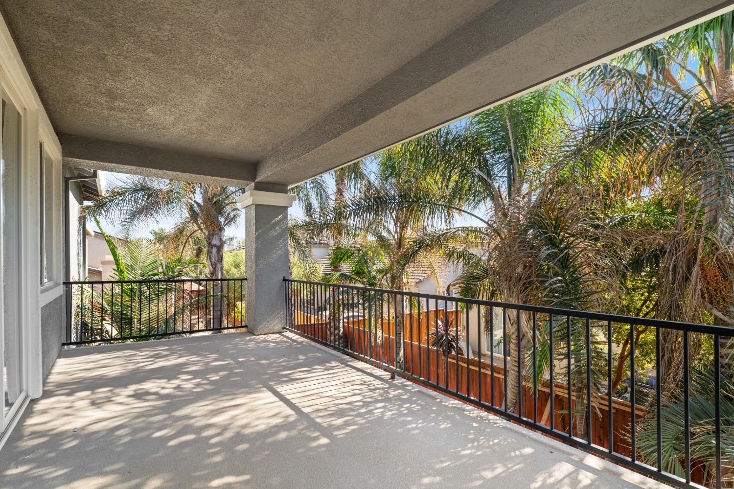 2054 Bridgeport Loop