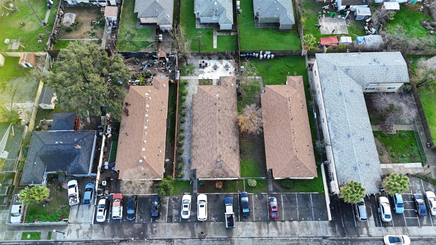 748 Lampasas Avenue